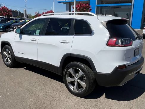 Used 2021 Jeep Cherokee Limited w/ Trailer Tow Group AWD/4WD image 5