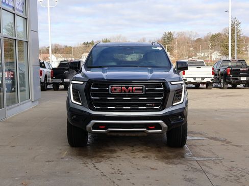 New 2026 GMC Yukon XL AT4 w/ AT4 Premium Package image 5