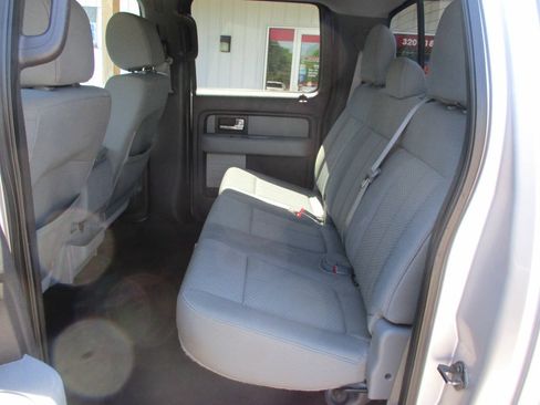Used 2014 Ford F150 XLT w/ Equipment Group 302A Luxury AWD/4WD image 19