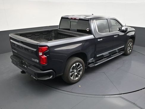 Used 2023 Chevrolet Silverado 1500 High Country w/ Technology Package RWD image 16