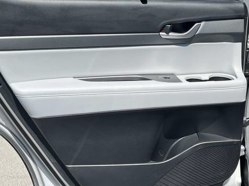 Used 2025 Hyundai Palisade SEL FWD image 22