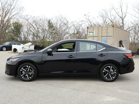 Used 2024 Nissan Sentra SV image 9