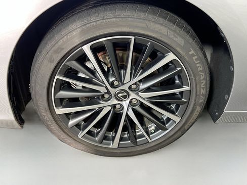 Used 2024 Lexus ES 350 w/ Premium Package image 14