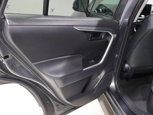Used 2024 Toyota RAV4 LE AWD/4WD image 20