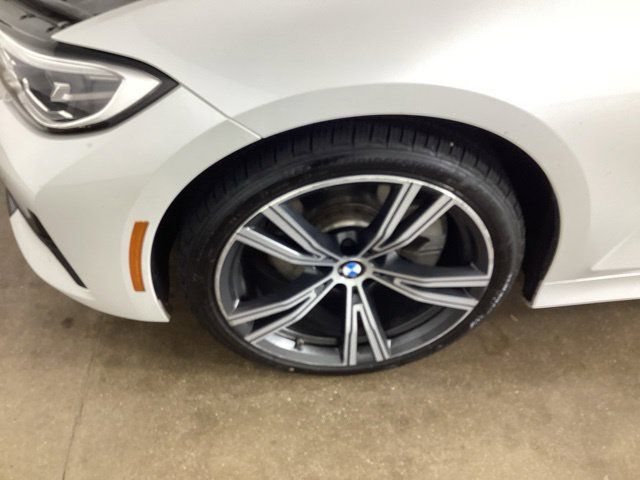 Used 2019 BMW 330i xDrive Sedan w/ Premium Package AWD/4WD image 30