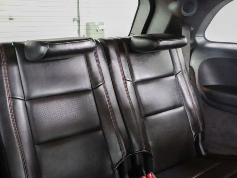 Used 2018 Dodge Durango R/T w/ Technology Group AWD/4WD image 32