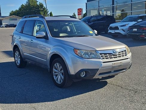 Used 2013 Subaru Forester 2.5X Limited w/ Rugged Pkg 1 AWD/4WD image 1