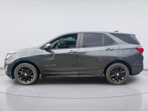 Used 2021 Chevrolet Equinox LS w/ LS Convenience Package FWD image 4
