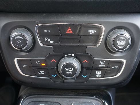 Used 2019 Jeep Compass Limited w/ Safety & Security Group AWD/4WD image 13