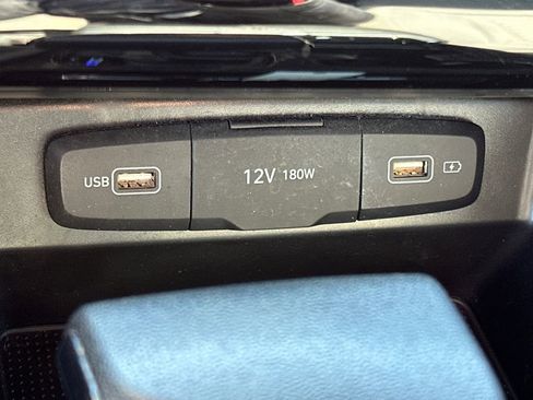 Used 2022 Hyundai Santa Cruz SEL image 32