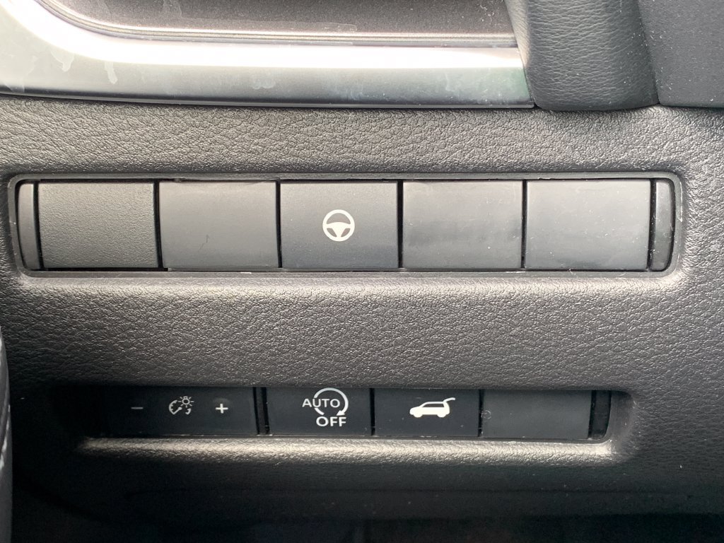 Used 2023 Nissan Rogue SV w/ SV Premium B Package FWD image 25