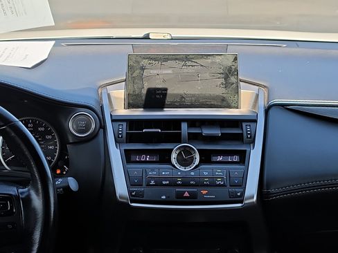 Used 2015 Lexus NX 200t AWD image 22