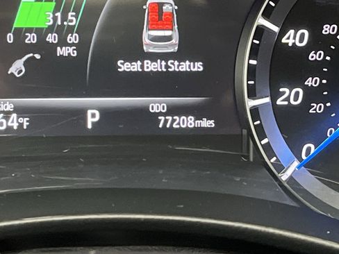 Used 2021 Toyota Highlander XLE image 16