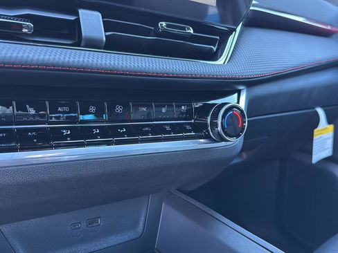 New 2026 Chevrolet Equinox RS w/ Convenience Package III image 24