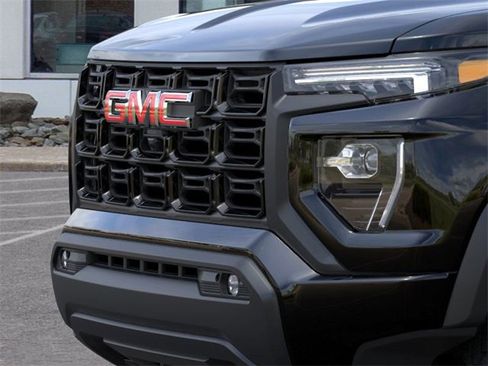 New 2026 GMC Canyon Elevation w/ Convenience Package image 13