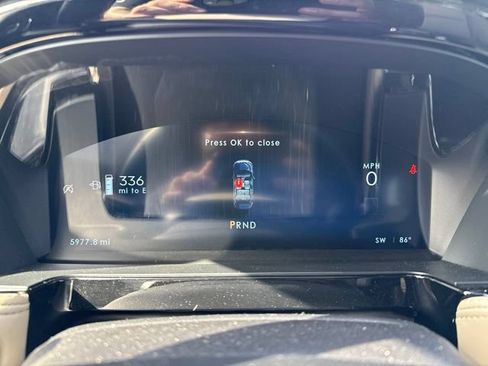Used 2025 Lincoln Corsair FWD image 13