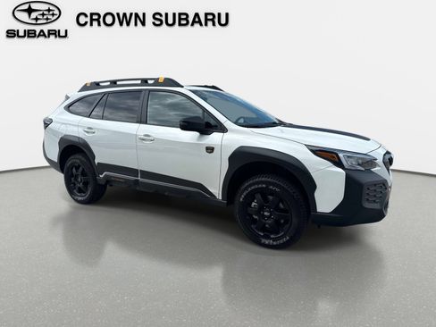 Used 2025 Subaru Outback Wilderness AWD/4WD image 2