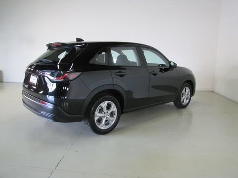 Certified 2024 Honda HR-V LX image 23
