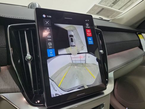 New 2026 Volvo XC90 T8 Ultra w/ Protection Package Premier AWD/4WD image 29