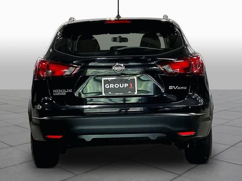 Used 2017 Nissan Rogue Sport SV w/ SV Premium Package AWD/4WD image 5