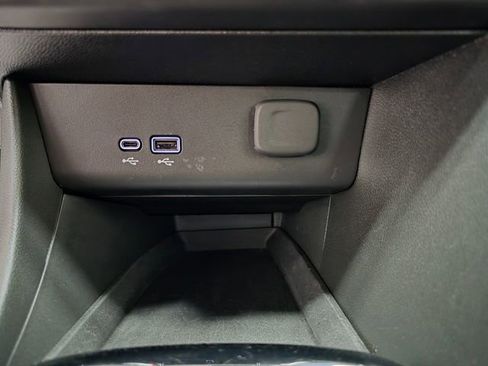 Used 2024 Buick Encore GX Preferred AWD/4WD image 21