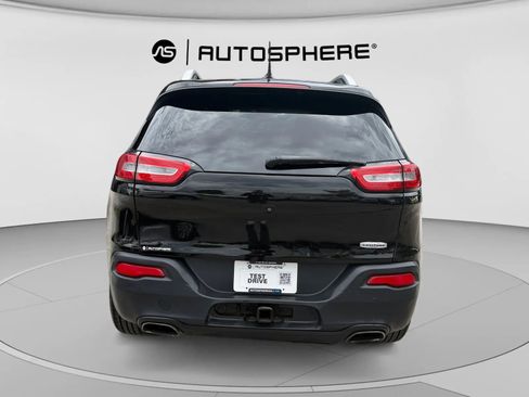 Used 2015 Jeep Cherokee Latitude w/ Comfort/Convenience Group FWD image 7