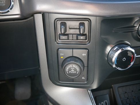 New 2025 Ford F150 XLT w/ Equipment Group 302A MID image 31