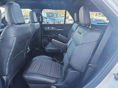 Used 2025 Ford Explorer ST-Line w/ Premium Package image 12