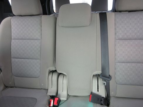 Used 2013 Ford Explorer XLT image 21