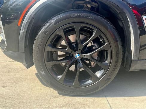 Used 2019 BMW X5 xDrive40i w/ Convenience Package AWD/4WD image 8