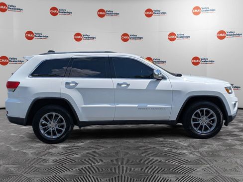 Used 2015 Jeep Grand Cherokee Limited w/ Luxury Group II AWD/4WD image 4