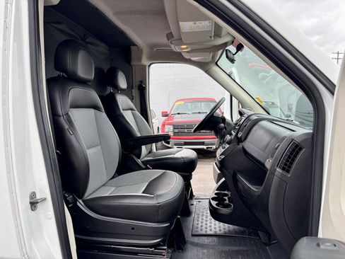 Used 2016 RAM ProMaster 2500 w/ Mopar Trailer Tow Group FWD image 7