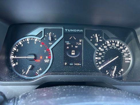 Used 2025 Toyota Tundra SR5 w/ SR5 Convenience Package AWD/4WD image 23