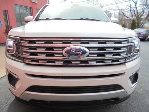 Used 2018 Ford Expedition Max Limited w/ Equipment Group 301A image 6