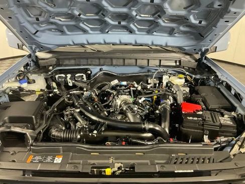 Used 2025 Ford Bronco Outer Banks AWD/4WD image 39