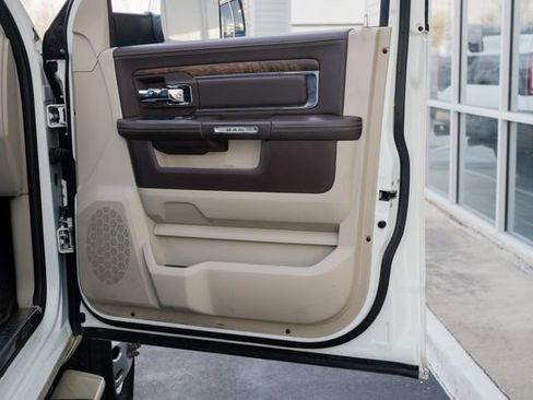 Used 2016 RAM 3500 Laramie Longhorn image 32