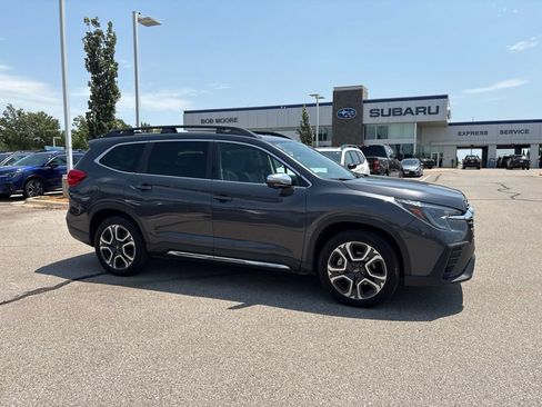 Used 2023 Subaru Ascent Limited w/ Technology Package AWD/4WD image 1