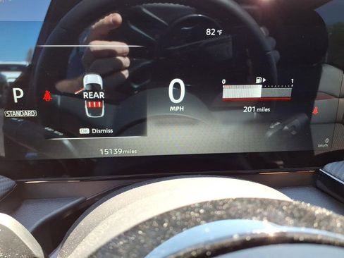 Used 2025 Nissan Kicks SR image 19