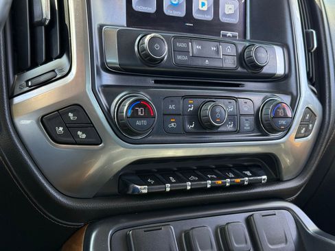 Used 2019 Chevrolet Silverado 2500 LTZ w/ Duramax Plus Package AWD/4WD image 23