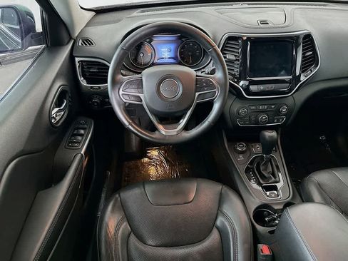 Used 2019 Jeep Cherokee Limited AWD/4WD image 10