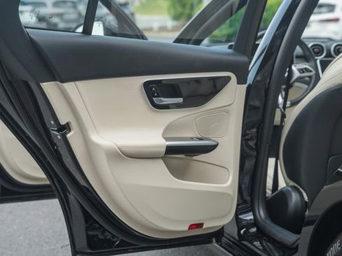 Certified 2025 Mercedes-Benz C 300 4MATIC Sedan image 35