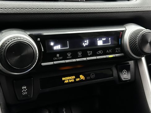 Used 2020 Toyota RAV4 LE w/ All Weather Liner Package image 16