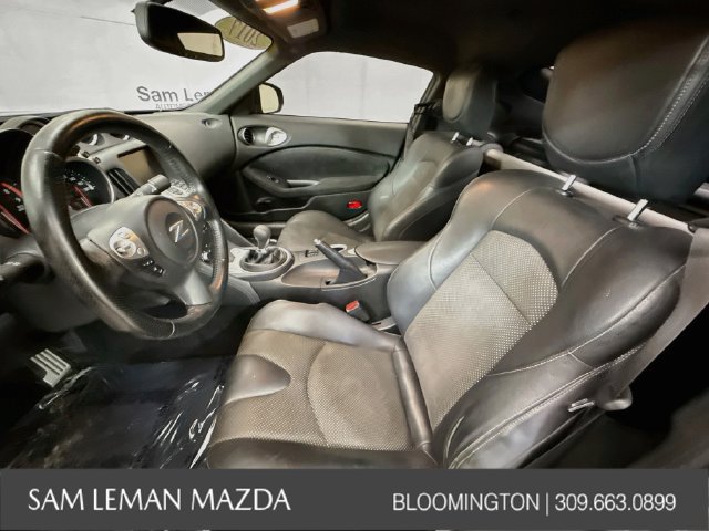 Used 2017 Nissan 370Z Touring RWD image 20