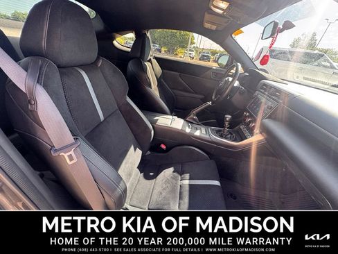 Used 2023 Toyota GR86 Premium RWD image 19