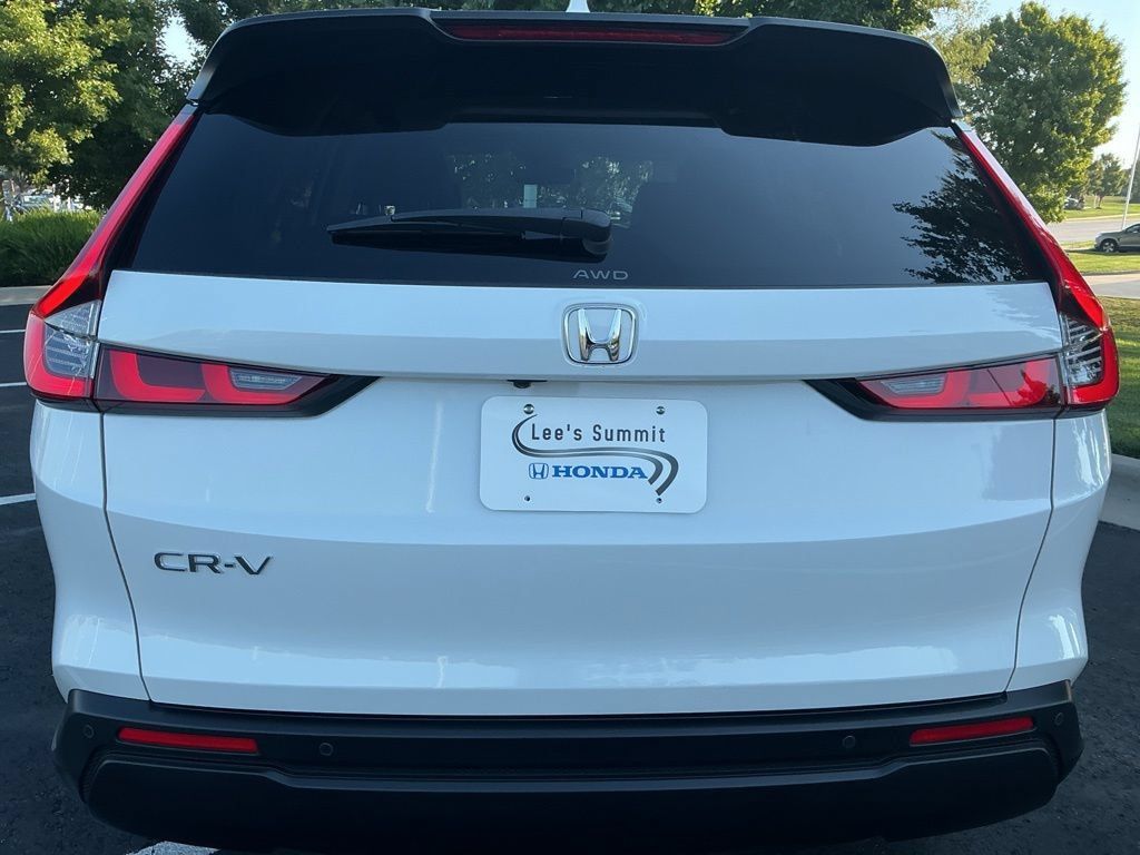 Used 2024 Honda CR-V EX-L image 11