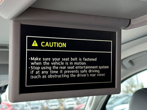 Used 2018 Toyota Sequoia Platinum image 15