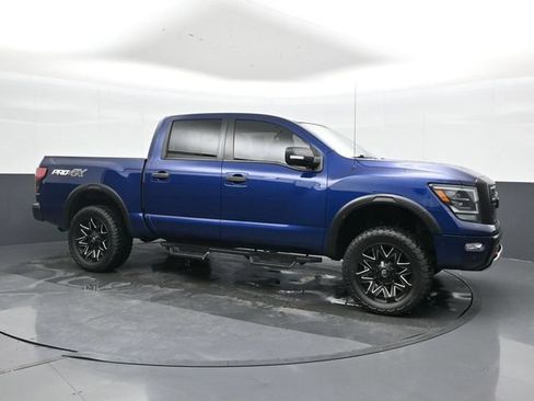 Used 2021 Nissan Titan PRO-4X w/ Pro-4x Convenience Package AWD/4WD image 24