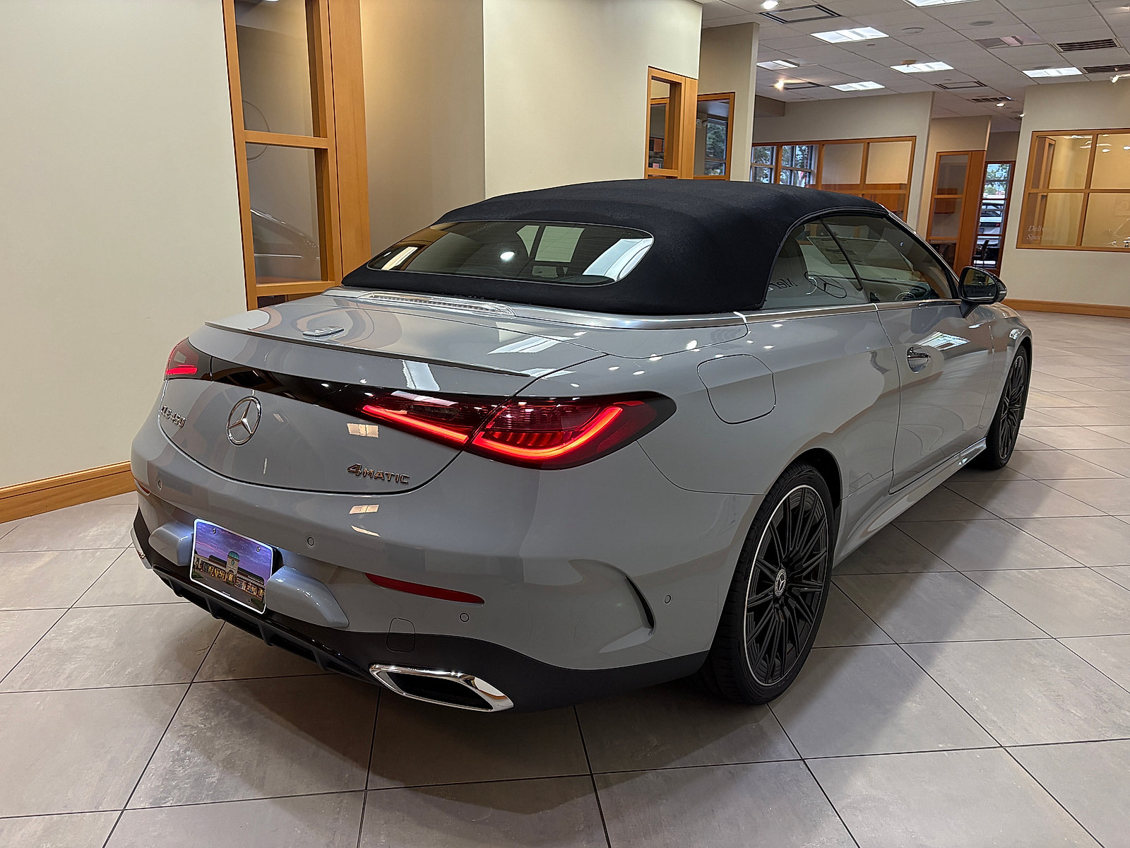 New 2027 Mercedes-Benz CLE 450 4MATIC Cabriolet image 10
