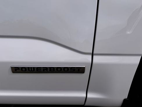 Used 2023 Ford F150 XLT w/ Equipment Group 302A High AWD/4WD image 4