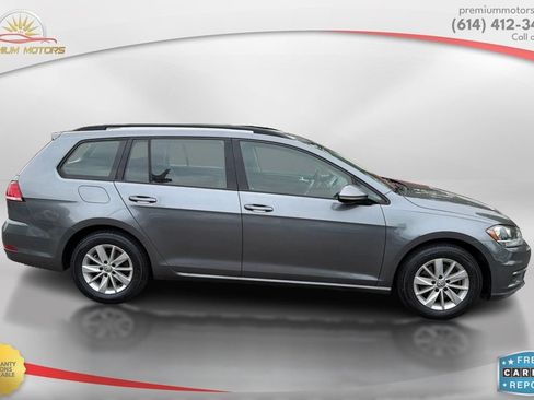 Used 2019 Volkswagen Golf S FWD image 6